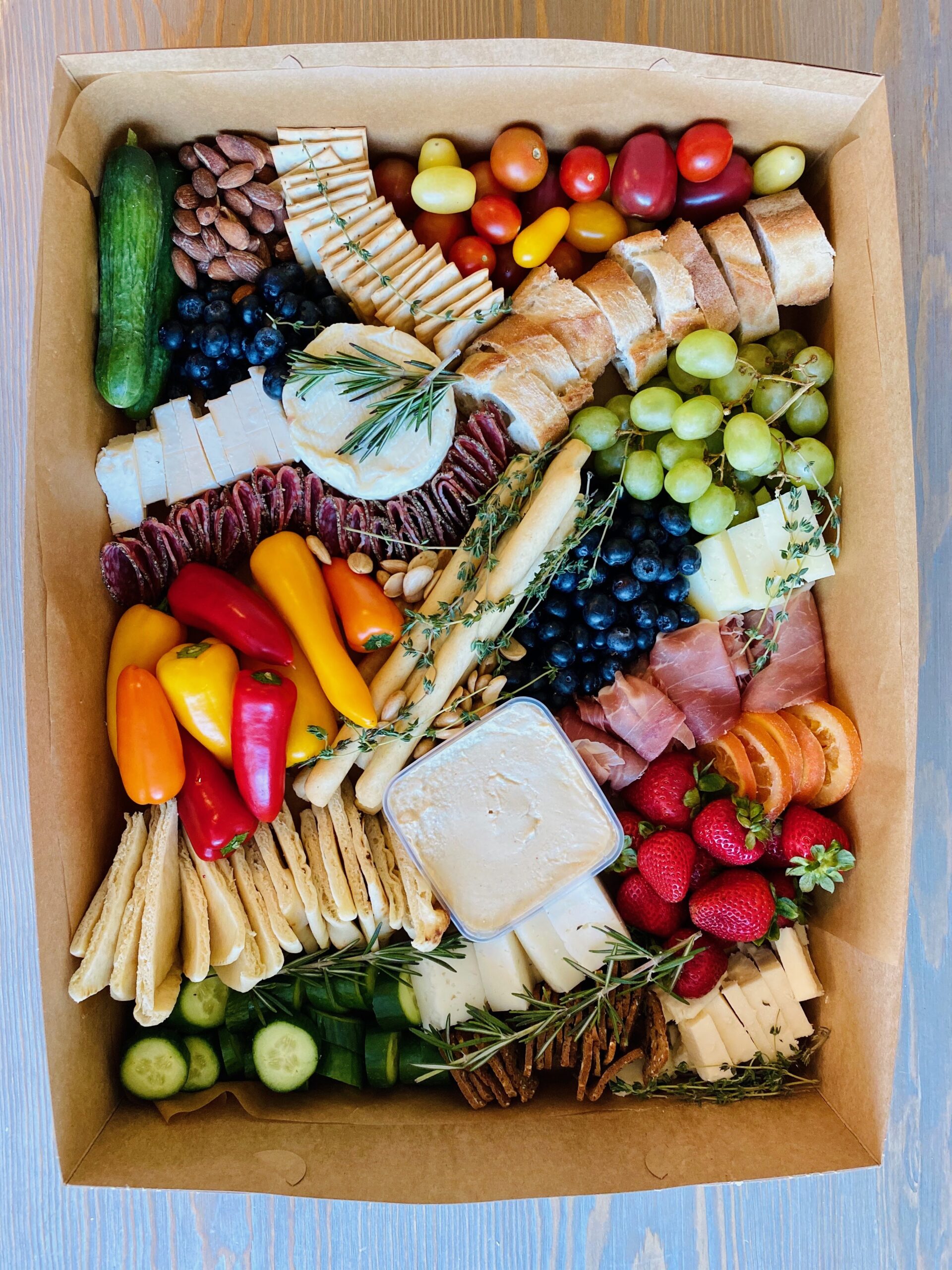 pack the perfect charcuterie box for your next picnic - Salt and Share